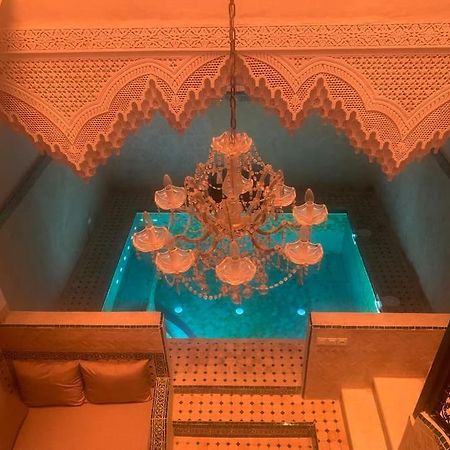 Super Riad Avec Piscine Interieure Marrakesh Esterno foto