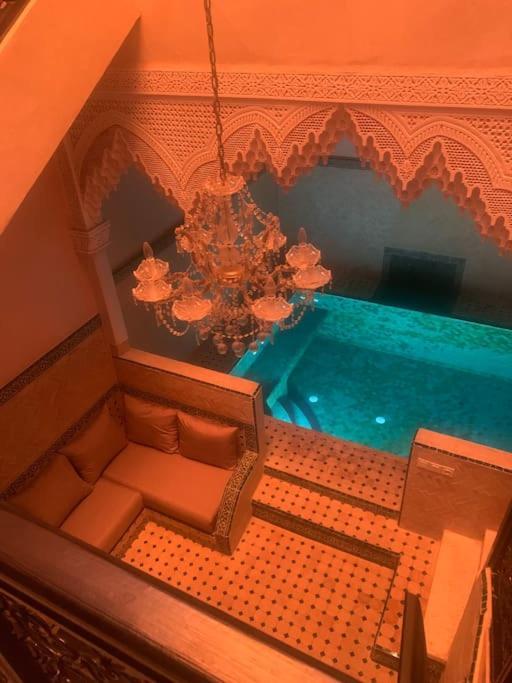Super Riad Avec Piscine Interieure Marrakesh Esterno foto